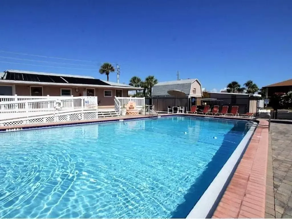 Cocoa Beach Oceanfront Condo Rental | Direct Beach Access & Amazing Views (200-5)