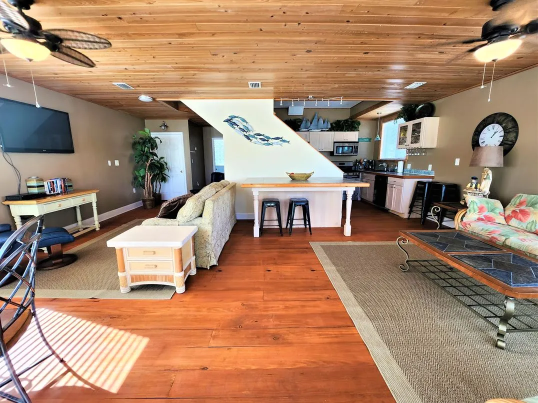Cocoa Beach Oceanfront Property - Multi-Story House with Direct Ocean Views (Tower)