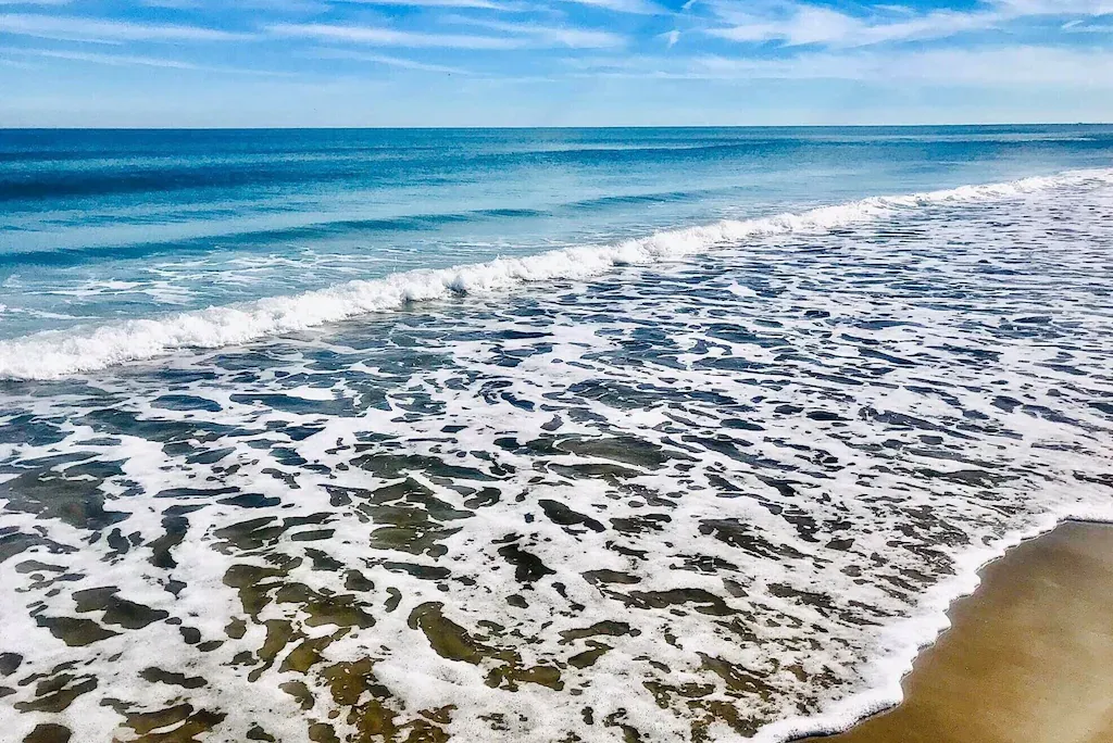 Remodeled Beachside Cape Canaveral Condo Rental (AT105)