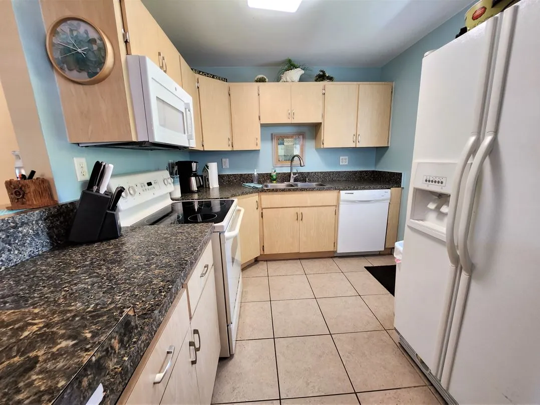 Pet Friendly Vacation Home in Cape Canaveral Near Cocoa Beach | Private Hot Tub & Walk to Beach (HUR400)