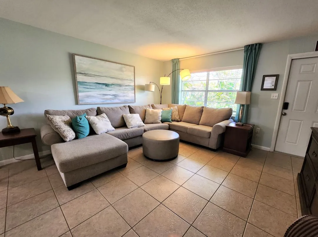 Pet-Friendly Cape Canaveral Home Near Cocoa Beach | Private Hot Tub & Near the Beach | Cocoa Beach Vacation Home (HUR402)