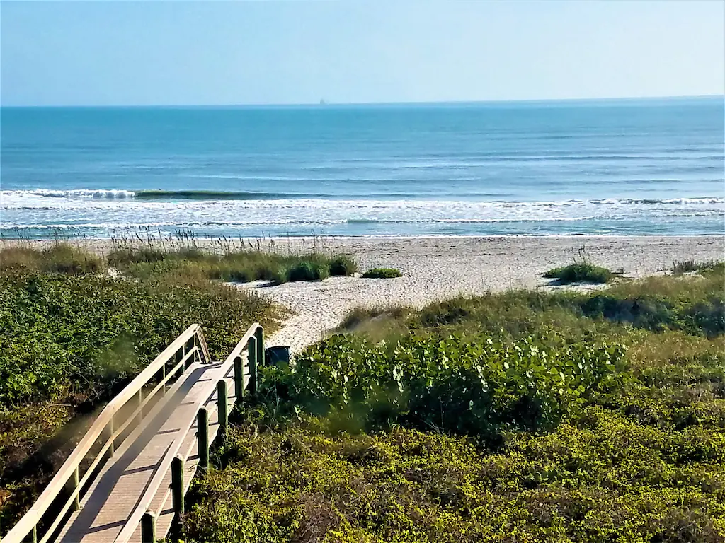 3-Level Oceanfront Penthouse in Cocoa Beach | Large Condo with Direct Ocean Views (REEB)